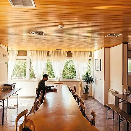 Hotel Lisbon Surf